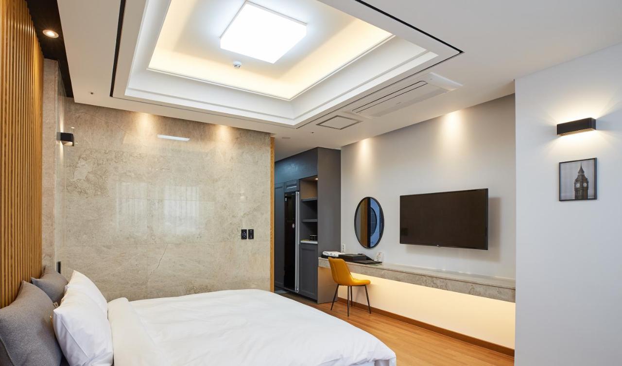 Noble Stay Hotel Gwangju Metropolitan City Buitenkant foto