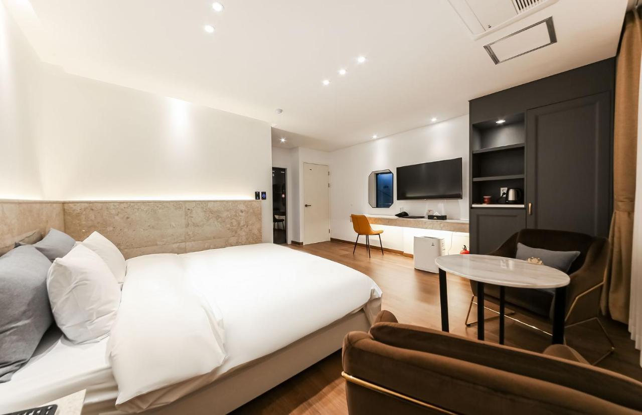 Noble Stay Hotel Gwangju Metropolitan City Buitenkant foto