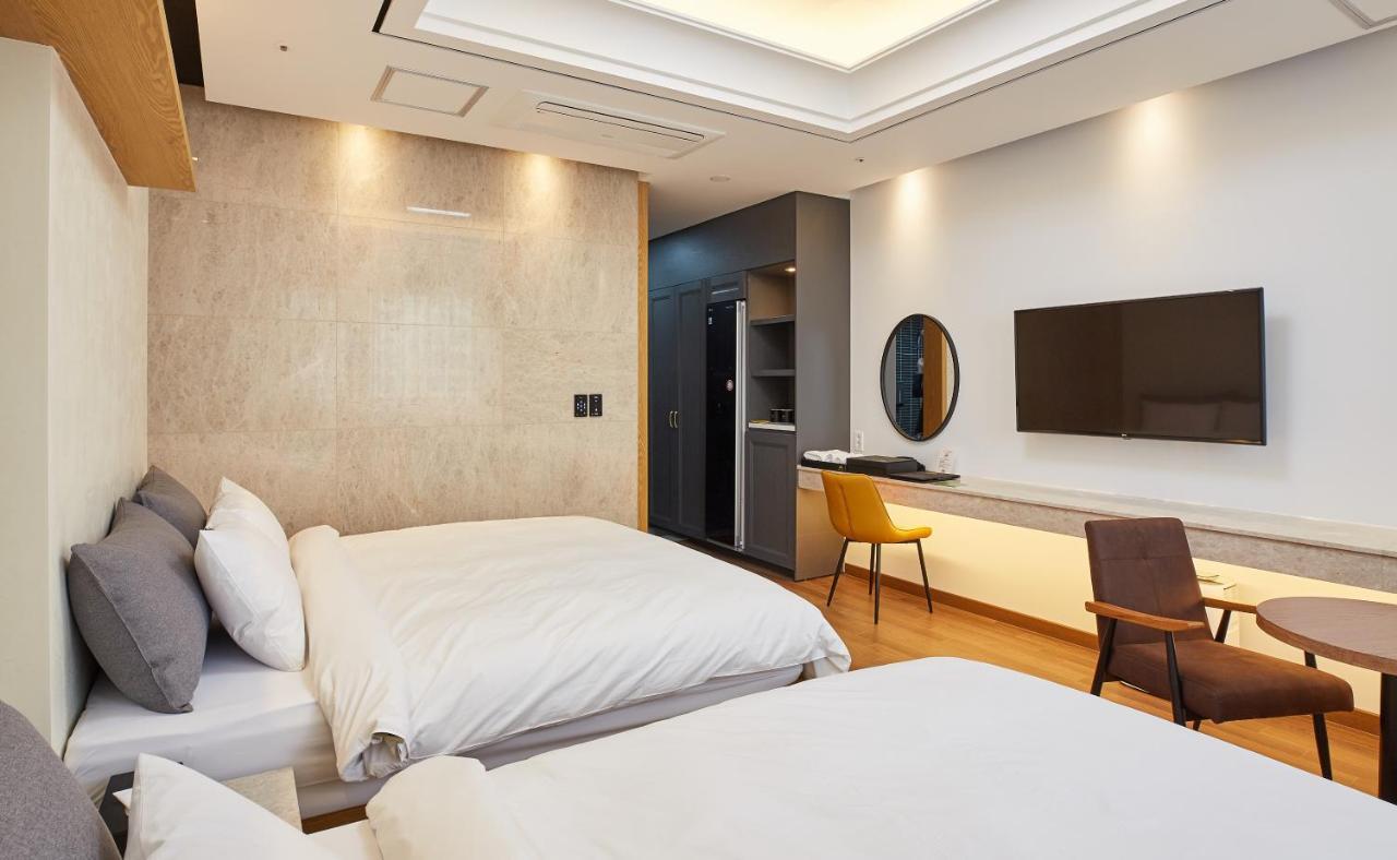 Noble Stay Hotel Gwangju Metropolitan City Buitenkant foto